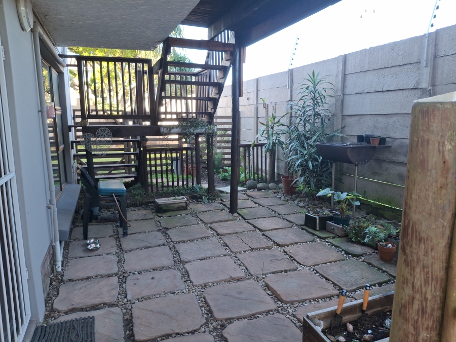 To Let 1 Bedroom Property for Rent in Gonubie Eastern Cape